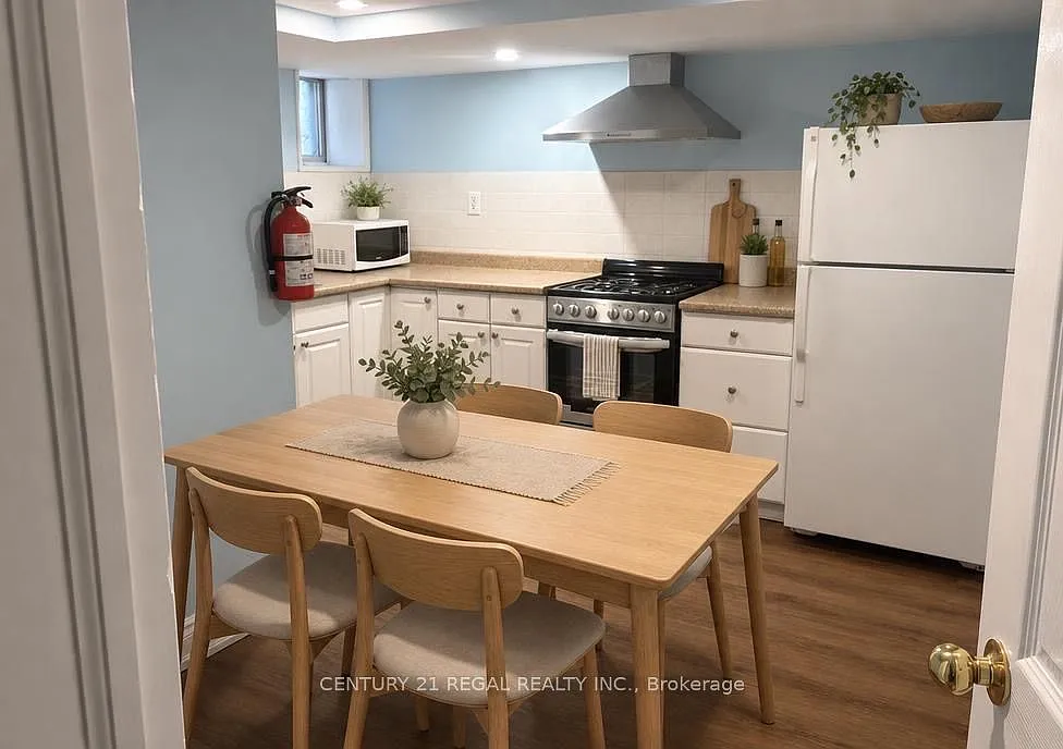 2 bed, $1,700 — Photo 4