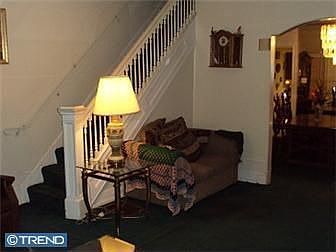 3rd image of 4931 Florence Ave