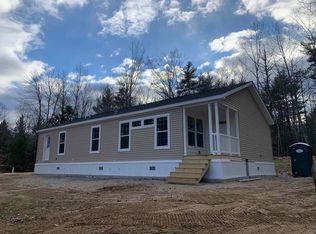 320 Chestnut Hill Rd, Farmington, NH 03835