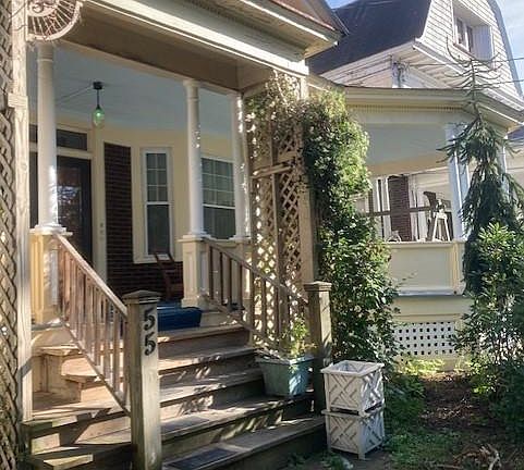 5th image of 55 N Pine Ave APT 1