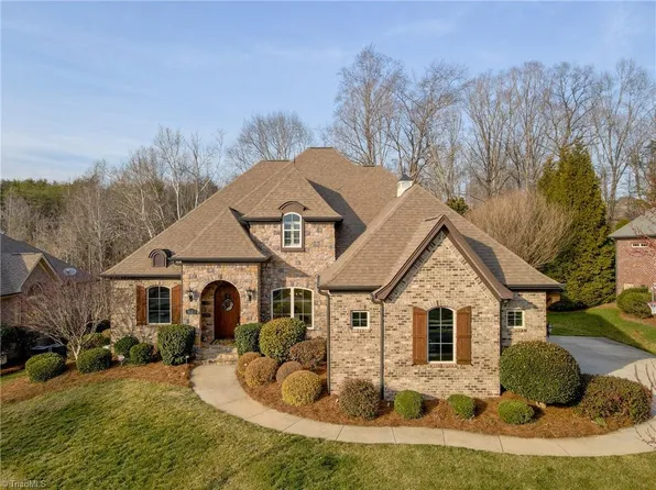 5629 Cedarmere Dr, Winston Salem, NC 27106