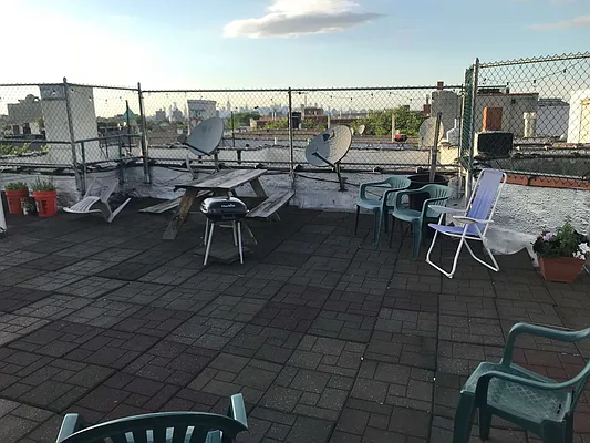 Rented by Brooklive Management/Deergrow Developments LLC | media 4