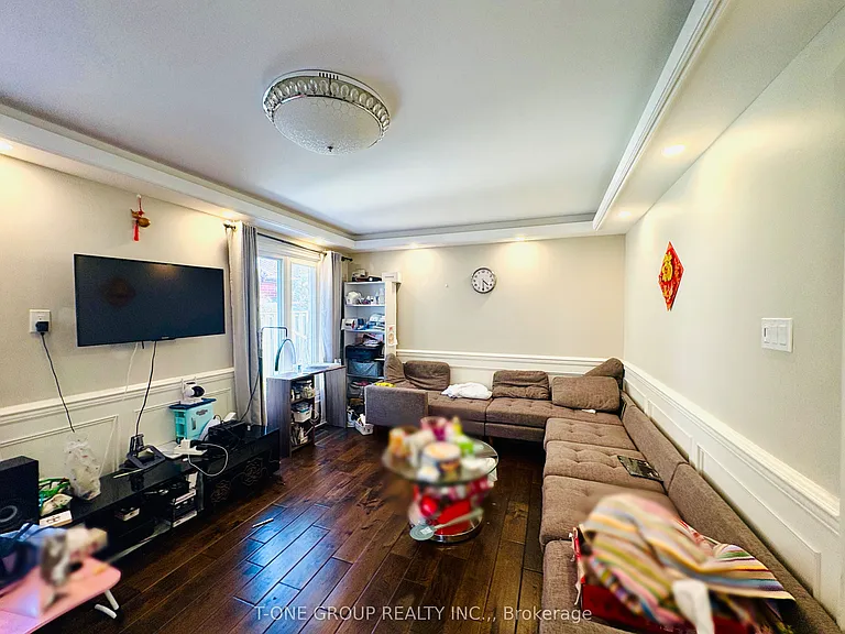 95 Dunbar Cres — Photo 7