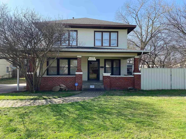 1106 W Spruce Ave, Duncan, OK 73533