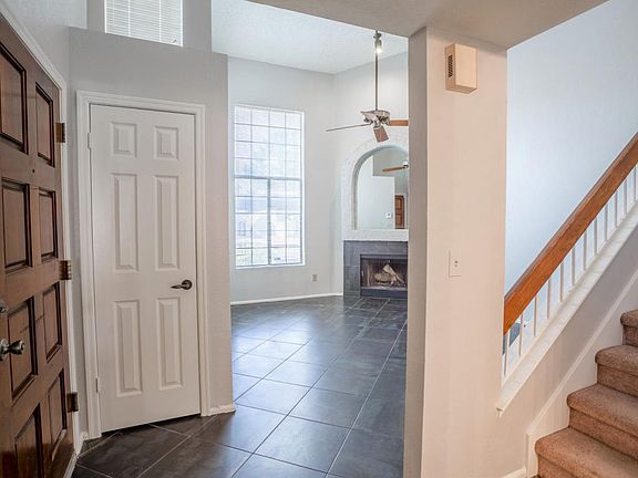 4th image of 1718 S Longmore St Unit 86