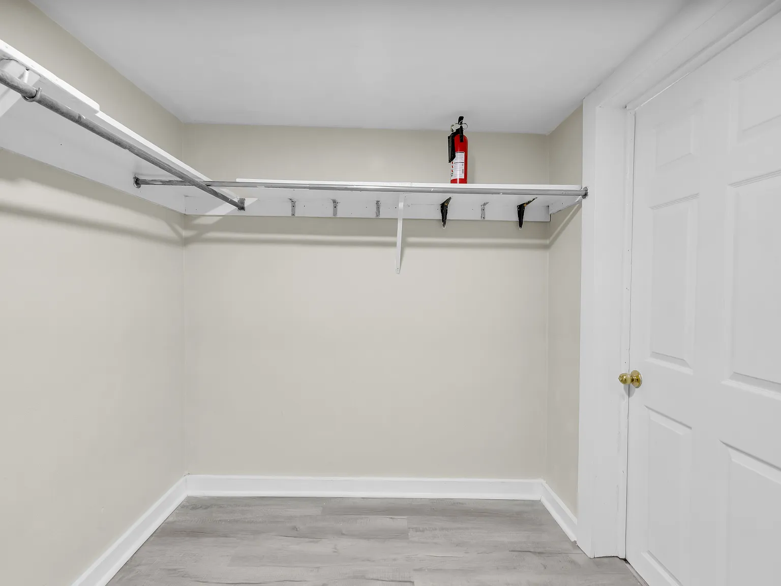 1 bed, 950 sqft, $1,235 — Photo 4