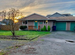 5506 64th St NE #B, Marysville, WA 98270
