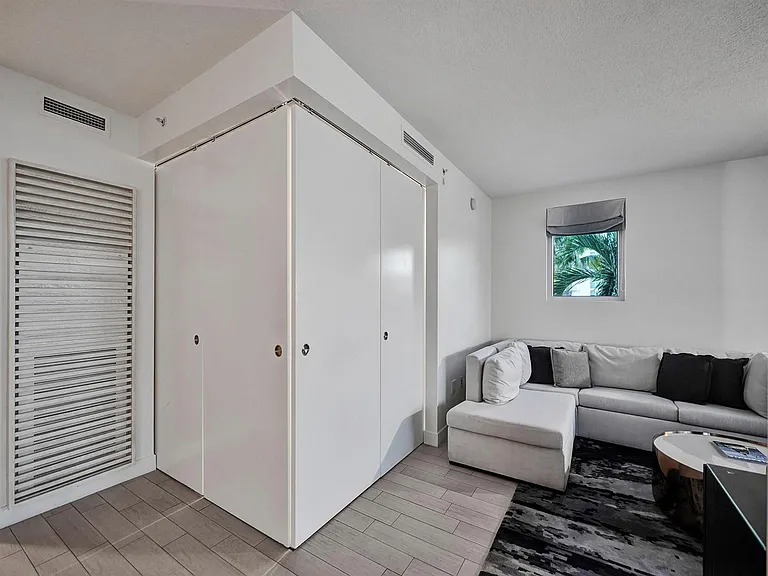 3101 Bayshore Dr #602 — Photo 15