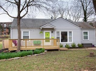 8653 Sleepy Hollow Rd, Kansas City, MO 64114