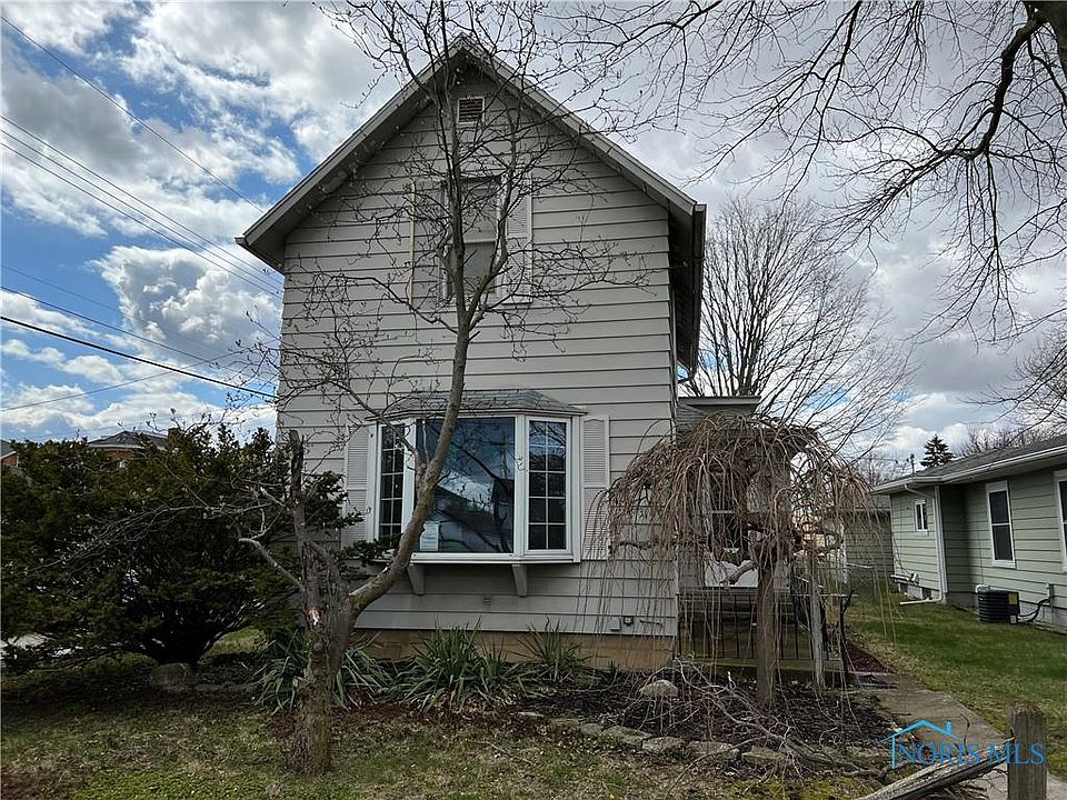 1st image of 315 Jackson St