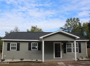 950 Chatham St, Newport, NC 28570