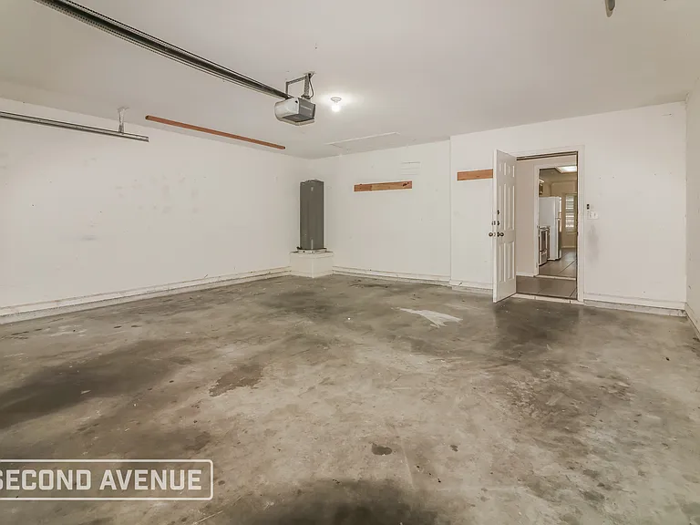 3818 Kitty Ln — Photo 17