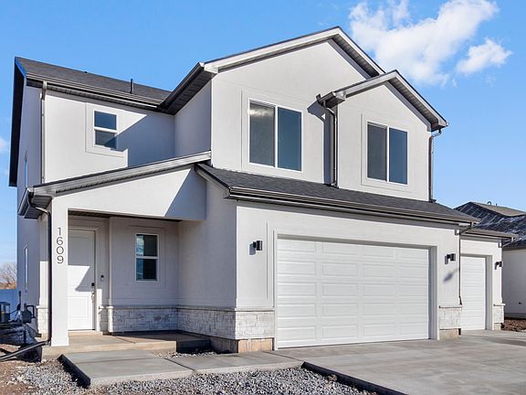 2nd image of 1609 W Silver Canoe Way