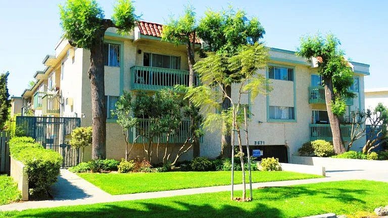 Lido Apartments - 3671 Midvale Ave