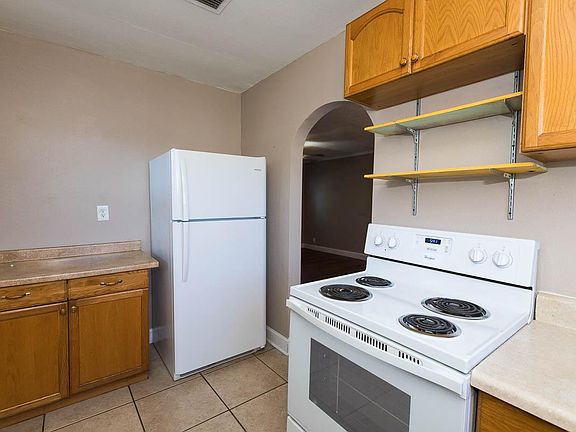 5th image of 1058 Cohassett Ave
