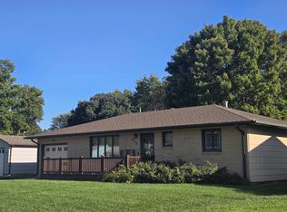 932 E 9th St, Concordia, KS 66901