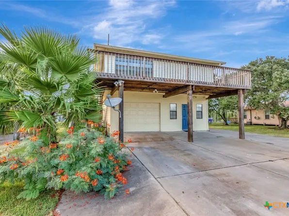 1106 W Jefferson Ave, Port O Connor, TX 77982