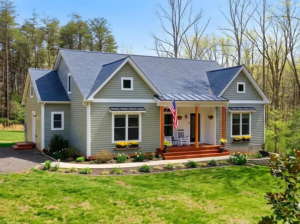 13218 Scotten Dr, Fredericksburg, VA 22407