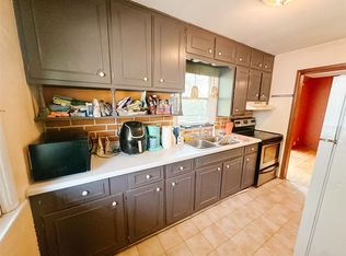 3121 Glenarm Ct, Des Moines, IA 50310