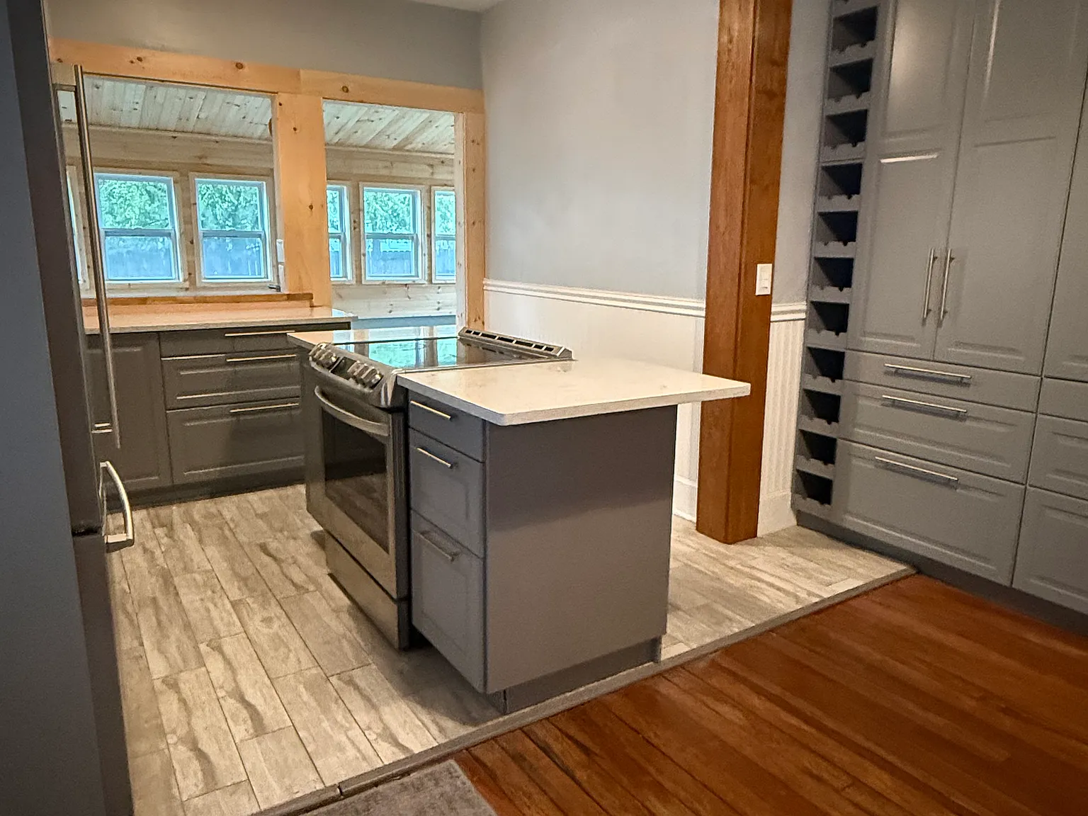 2 bed, 1.5 bath, 926 sqft, $1,600 — Photo 4