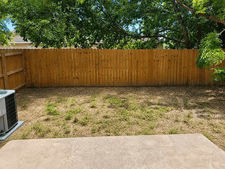 7602 Windsor Oaks #1 — Photo 12