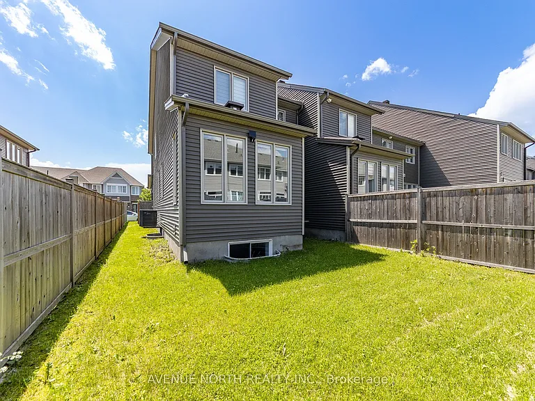 87 Nepeta Cres — Photo 36