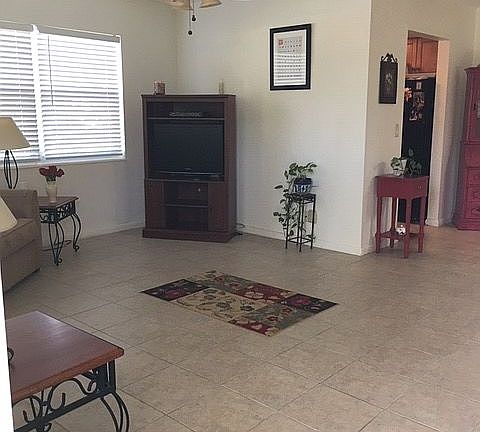 4th image of 148 Camden Dr #G