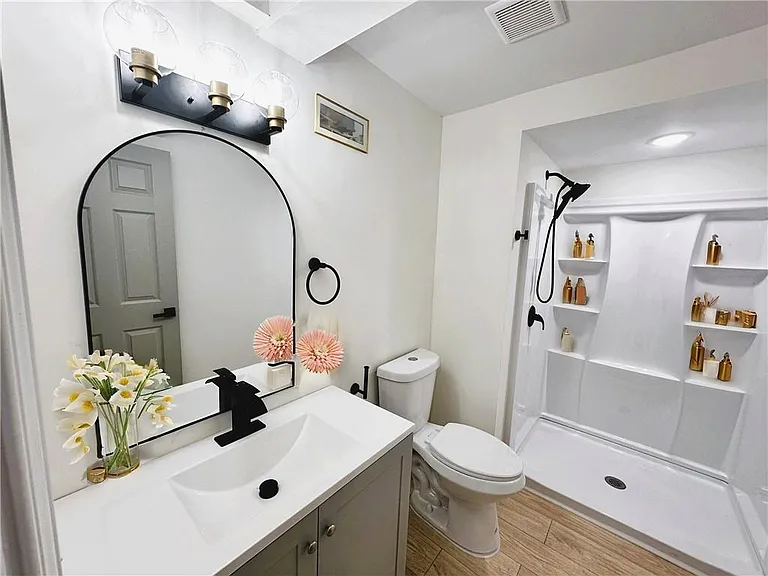 2371 Cresta Dr #2 — Photo 7