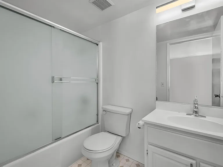 2415 Federal Ave #2419 — Photo 9