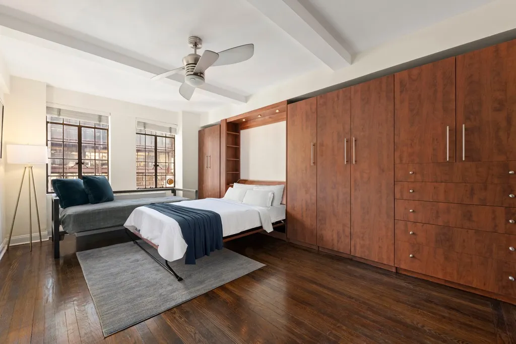320 East 42nd Street #1308 in Murray Hill, Manhattan | StreetEasy