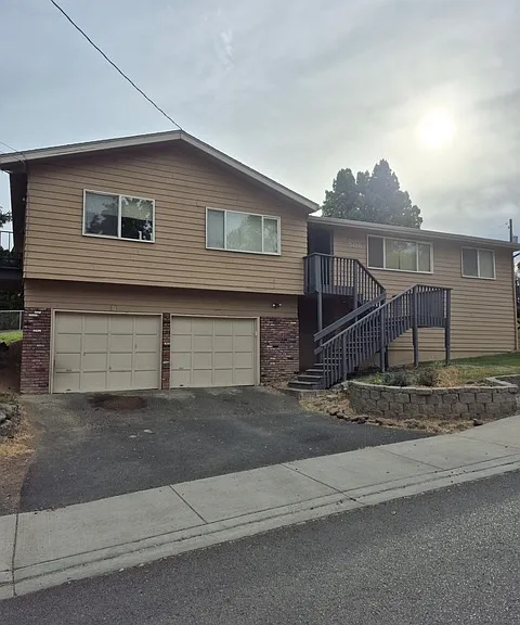 506 Canyon Rd — Photo 2