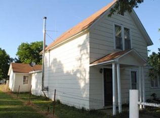 1103 N 15th St, Neodesha, KS 66757