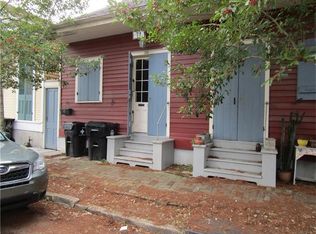 818 Lesseps St, New Orleans, LA 70117