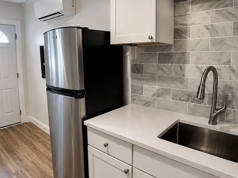 119 Maple St #1/2-1 — Photo 7