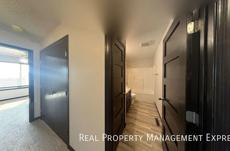 9719 W Broek Dr — Photo 14