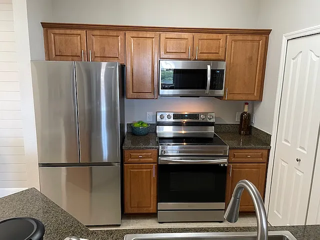 12975 Positano Cir — Photo 2