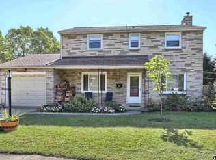 5 Boxwood Ln, Camp Hill, PA