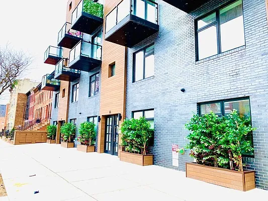 Rented by Blue Egg Realty Corp | media 37