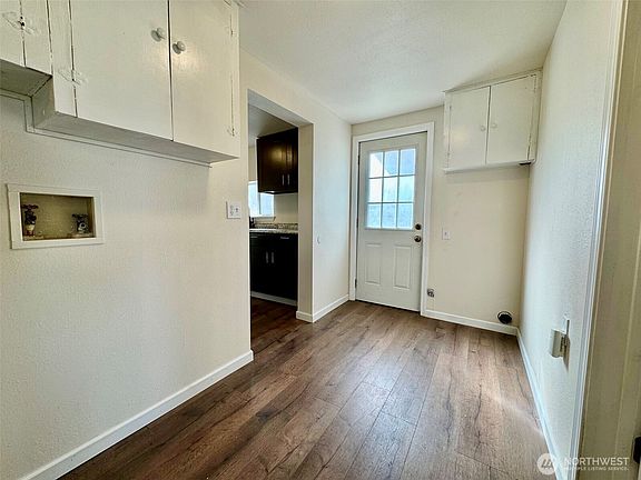 5th image of 817 Perkins Street