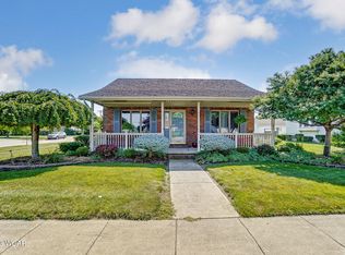 404 S Main St, Rockford, OH