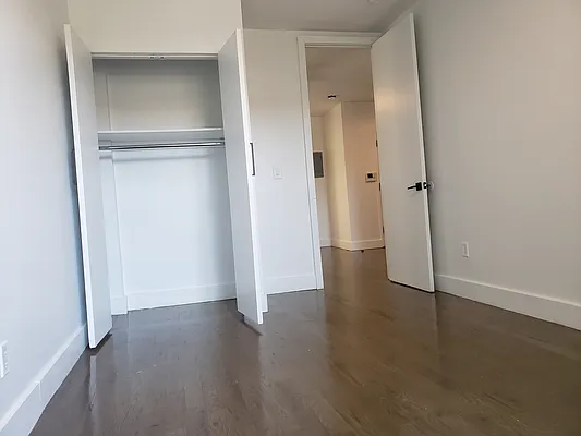 Rented by Venn NY Inc | media 5