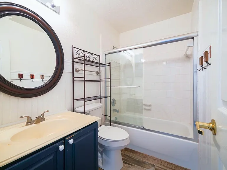11606 Canyon Woods Dr — Photo 33