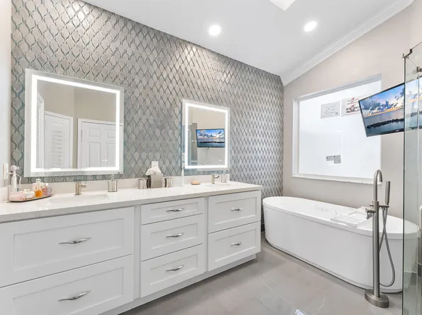 6435 Three Lakes Lane, Boynton Beach, FL 33437