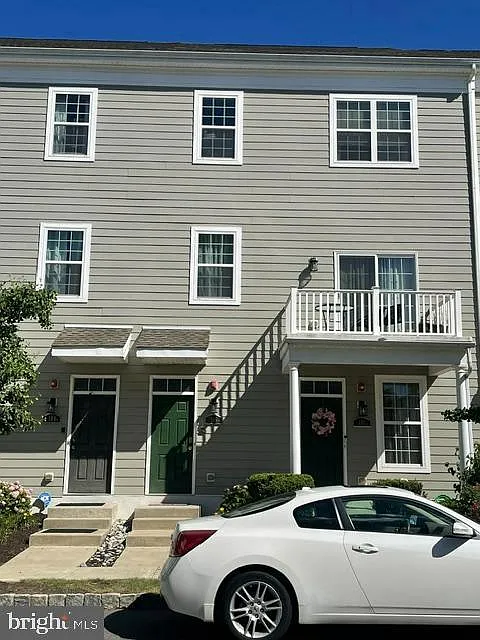 106 Konefal St #B