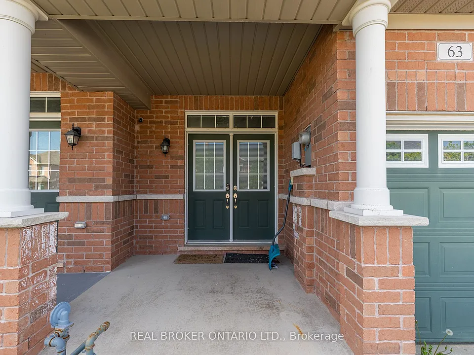 63 Forsyth Cres