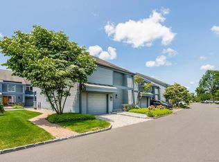 1 Island Dr UNIT 7, Norwalk, CT 06855