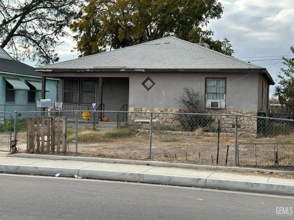 145 T St, Bakersfield, CA 93304