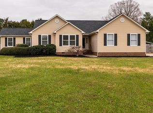 5803 Harvest Springs Dr, Greensboro, NC 27406
