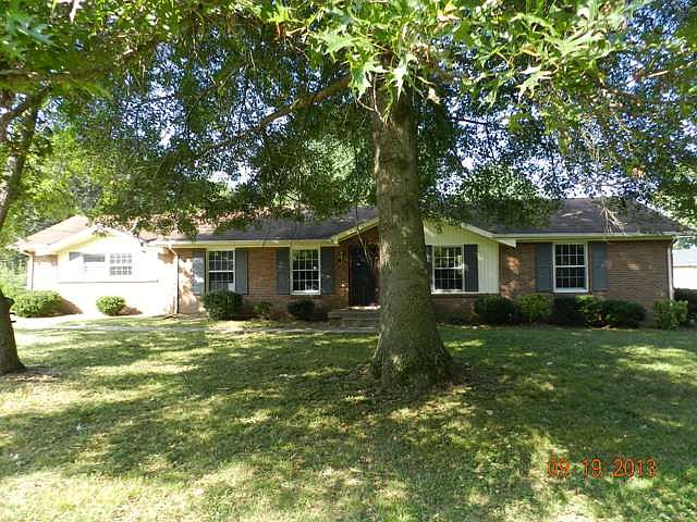 1st image of 102 Kingsley Ct