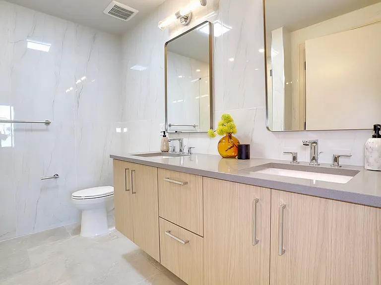 931 Madison St #405 — Photo 27